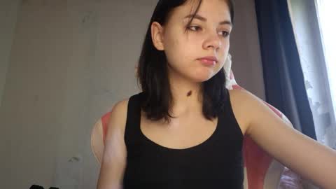 Snapshot of jamawoosley chatting on 06/04/26, 05:13 Mila online show from 06/04/26, 05:13