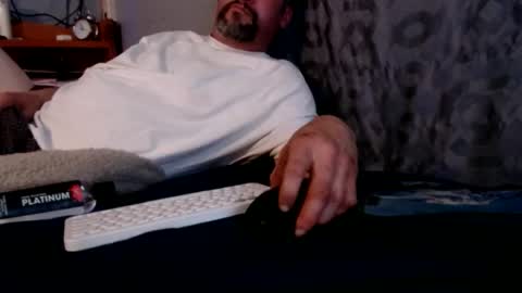 Snapshot of james30cup chatting on 01/15/26, 05:56 what you in too online show from 01/15/26, 05:56