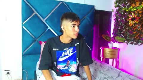 James online show from 11/17/25, 07:08