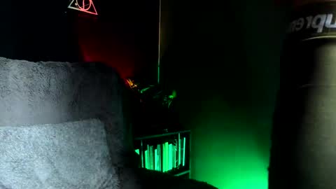 jamesgolden_ online show from 10/01/25, 02:28