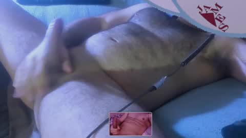 Snapshot of jameshetfield450 chatting on 02/11/25, 06:22 James Clapeyron online show from 02/11/25, 06:22