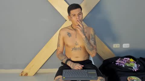 Jamesinked  online show from 12/10/24, 05:33