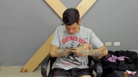 Jamesinked  online show from 12/16/24, 03:00