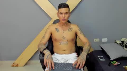 Jamesinked  online show from 12/26/24, 07:05
