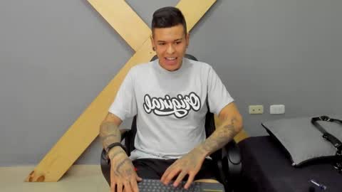 Jamesinked  online show from 12/27/24, 03:48