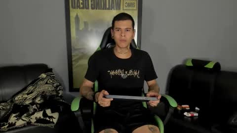 Jamesinked  online show from 01/26/25, 02:14