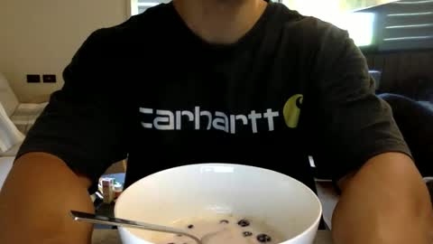 jamesmo820913 online show from 10/06/25, 02:09