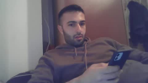 Snapshot of jamessandt chatting on 02/08/25, 10:19 jamessandt online show from 02/08/25, 10:19