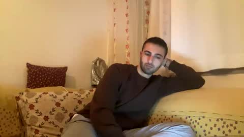 Snapshot of jamessandt chatting on 02/16/25, 08:44 jamessandt online show from 02/16/25, 08:44