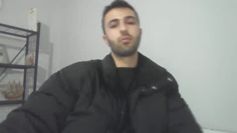 Snapshot of jamessandt chatting on 02/18/25, 03:32 jamessandt online show from 02/18/25, 03:32