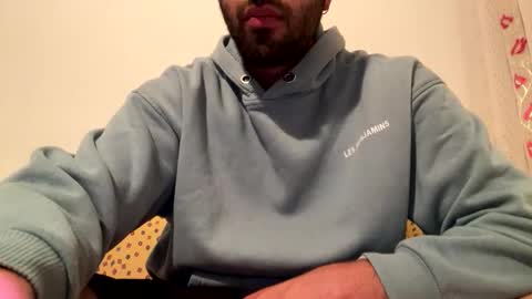 Snapshot of jamessandt chatting on 10/17/25, 08:44 jamessandt online show from 10/17/25, 08:44