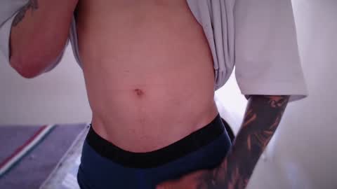 jamesss____ online show from 01/18/25, 03:16