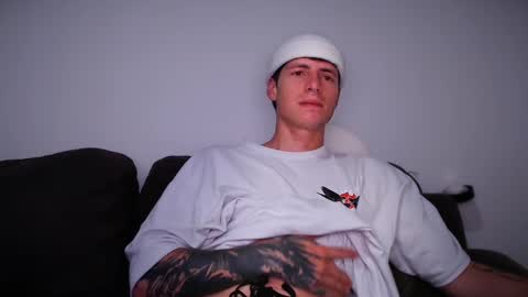 jamesss____ online show from 02/27/25, 01:48