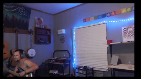 Jameswebbscope online show from 05/19/26, 07:15