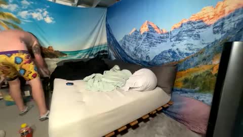 OF - Jamiejordans online show from 06/09/26, 06:47
