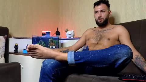 Snapshot of jamienoxus chatting on 10/03/25, 08:33 Robbie online show from 10/03/25, 08:33