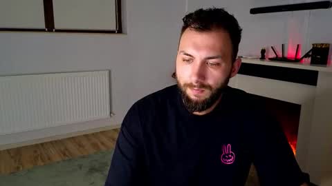 Snapshot of jamienoxus chatting on 11/11/25, 07:30 Robbie online show from 11/11/25, 07:30