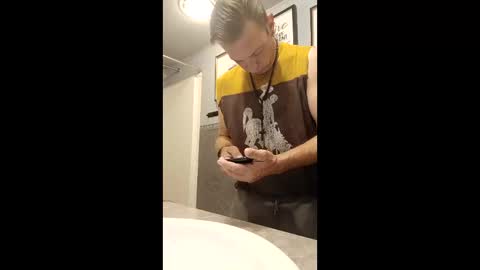 Snapshot of jamieshaneblueeyeswyo307 chatting on 11/02/25, 04:42 Supafly307blueeyes9in online show from 11/02/25, 04:42