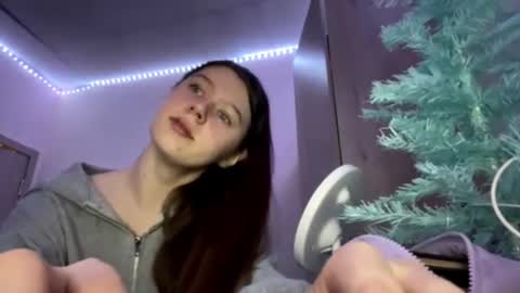 Annnnnnaaa online show from 12/14/25, 03:50