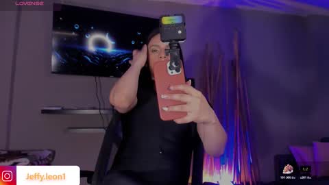 Snapshot of jan_zinmerman chatting on 10/19/25, 04:13 Danna varisheli online show from 10/19/25, 04:13