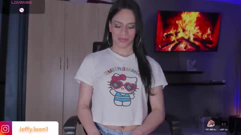 Snapshot of jan_zinmerman chatting on 11/18/25, 05:23 Danna varisheli online show from 11/18/25, 05:23