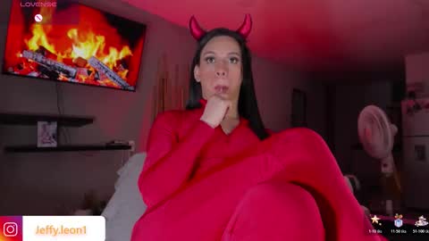 Snapshot of jan_zinmerman chatting on 11/30/25, 05:44 Danna varisheli online show from 11/30/25, 05:44