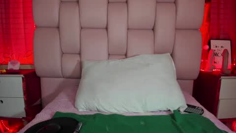 Jana online show from 01/18/25, 02:33