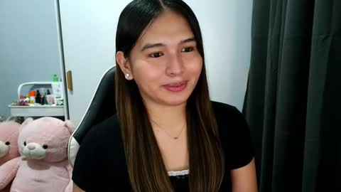 Snapshot of jane_bratxxx chatting on 10/18/25, 10:54 YOUR LOVELY JANE online show from 10/18/25, 10:54