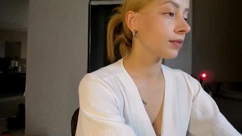 Snapshot of jane_bright chatting on 02/22/25, 08:31 Jane online show from 02/22/25, 08:31