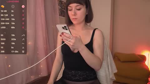 jane_kinn online show from 11/23/25, 08:08