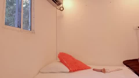 Snapshot of jane_monttgomery chatting on 02/28/25, 09:12 Jane M online show from 02/28/25, 09:12