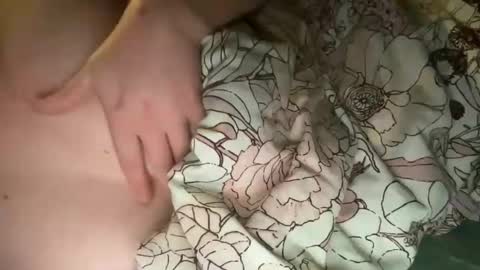 Lydia Drake online show from 12/22/25, 07:49