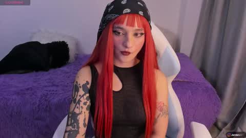 Snapshot of janee_lane chatting on 09/18/25, 11:18 Jane online show from 09/18/25, 11:18