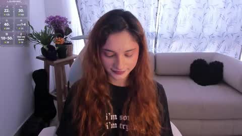 Snapshot of janee_lane chatting on 10/22/25, 01:44 Jane online show from 10/22/25, 01:44