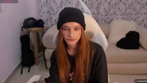 Snapshot of janee_lane chatting on 11/06/25, 02:01 Jane online show from 11/06/25, 02:01