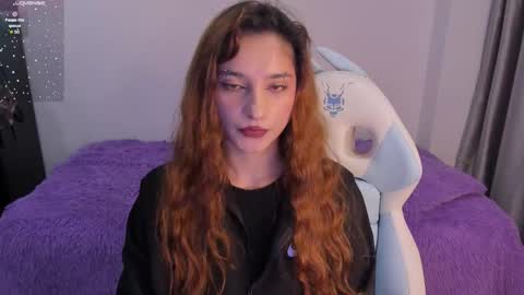 Snapshot of janee_lane chatting on 11/17/25, 03:45 Jane online show from 11/17/25, 03:45