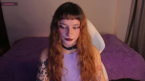 Snapshot of janee_lane chatting on 11/21/25, 11:36 Jane online show from 11/21/25, 11:36