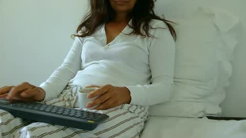 janehotmilf online show from 07/14/26, 05:45
