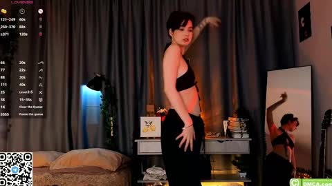Snapshot of janemargolis chatting on 05/15/26, 09:44 Im Jane Happy New Year everyone online show from 05/15/26, 09:44