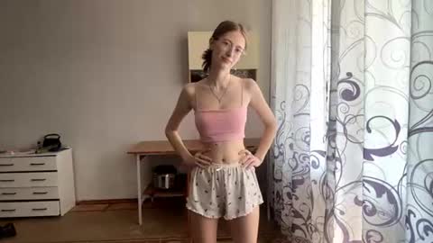 Kate online show from 07/28/26, 08:10