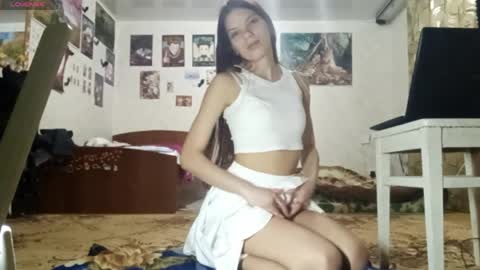 Snapshot of janenezinn chatting on 04/30/26, 08:57 Sofia online show from 04/30/26, 08:57