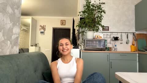 Snapshot of janethfederico chatting on 11/15/25, 09:50 Lina online show from 11/15/25, 09:50