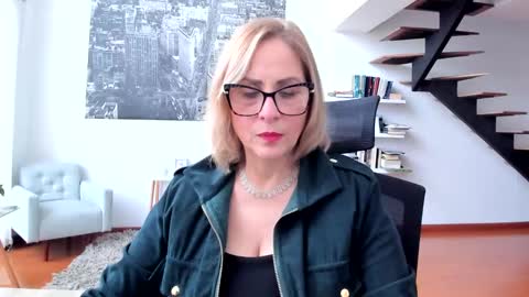 JANE TURNER MILF online show from 03/06/25, 01:14