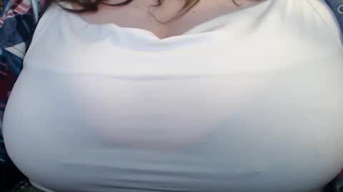 Snapshot of janevio chatting on 12/11/24, 08:26 Jane online show from 12/11/24, 08:26