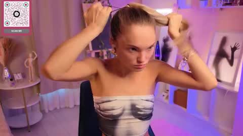 Snapshot of janewirtz chatting on 10/20/25, 06:03 Hi Im Alice and here youll find something online show from 10/20/25, 06:03