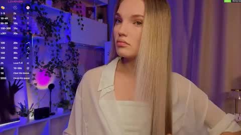 Snapshot of janewirtz chatting on 11/28/25, 06:16 Hi Im Alice and here youll find something online show from 11/28/25, 06:16