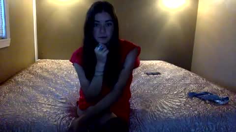 Snapshot of janicepepper chatting on 10/21/25, 12:22 janicepepper online show from 10/21/25, 12:22