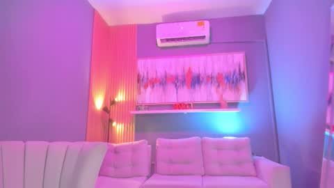Snapshot of janinne_lu chatting on 02/20/26, 11:00 Janinne online show from 02/20/26, 11:00