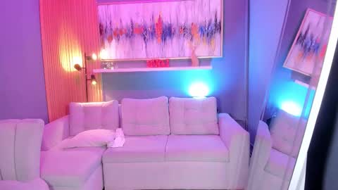 Snapshot of janinne_lu chatting on 03/06/26, 10:56 Janinne online show from 03/06/26, 10:56