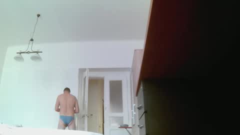 mature-man online show from 11/08/25, 08:47